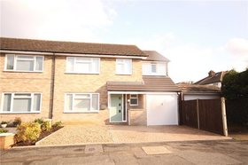 4 bedroom Semi-Detac...